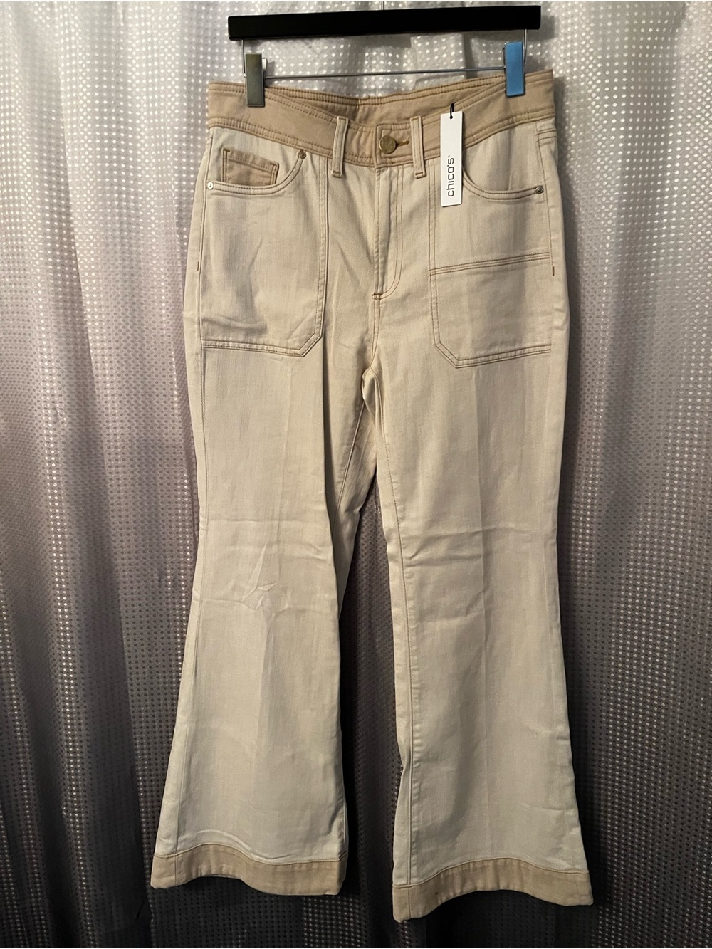 Chico's Light Beige Wide-Leg Jeans with Front Patch Pockets